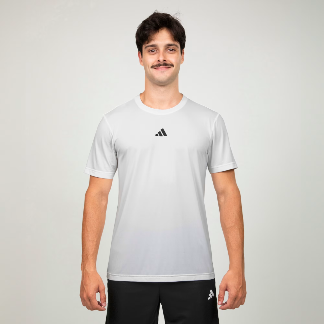 T-shirt d'entraînement Adidas Essentials 4-Stripes (obtenez-en 4 pour le prix d'1)